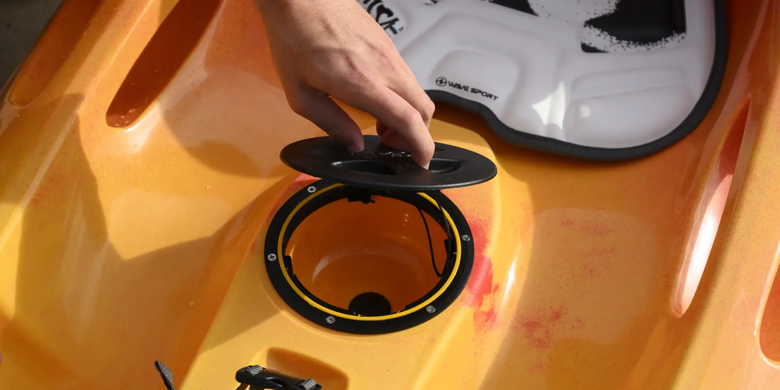 Scooter X screw hatch